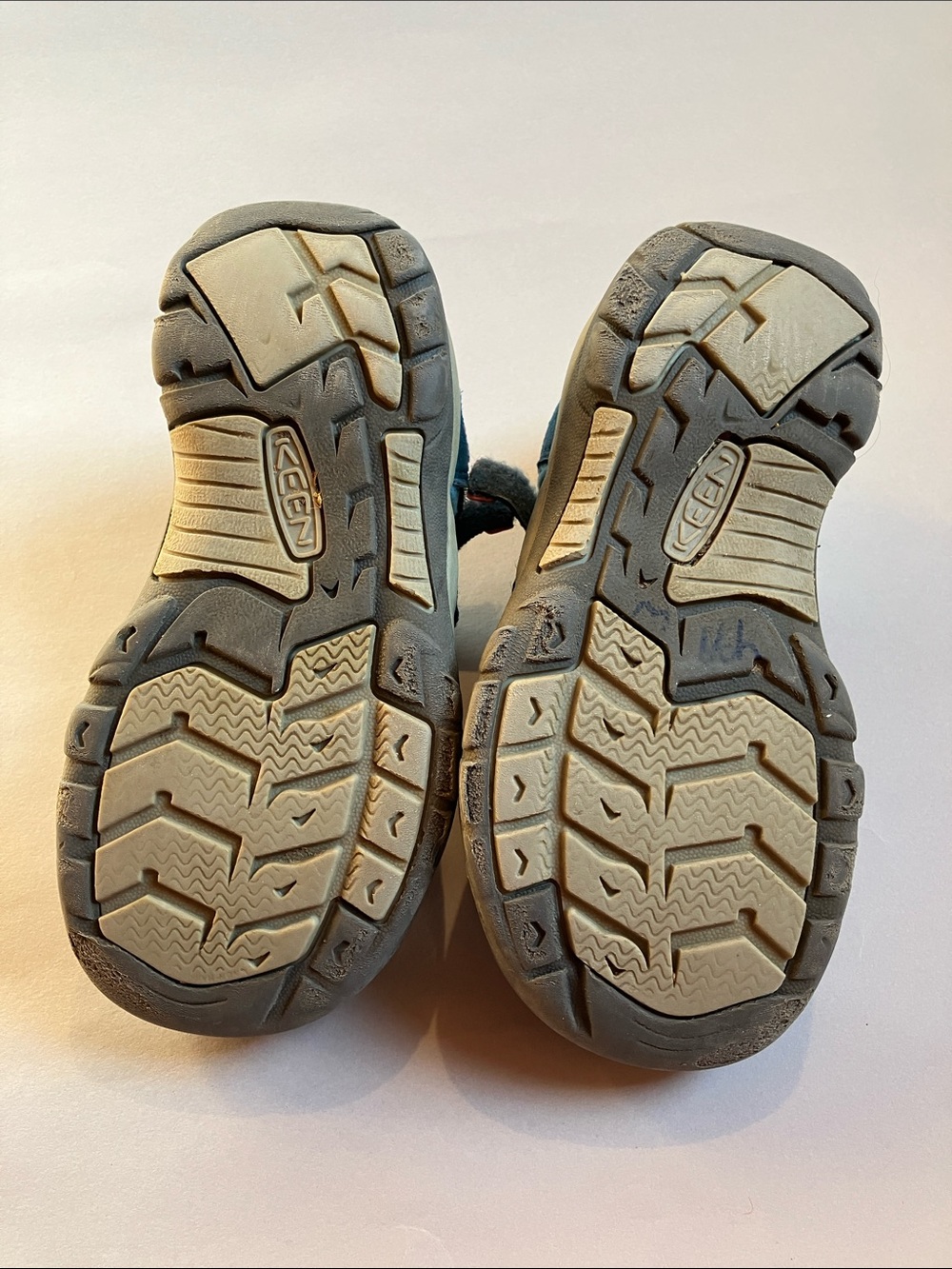 Keen sandals 🩴 - Picture 2 of 4
